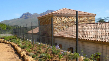 5 Security Features That Every South African Home Should Have | Betafence