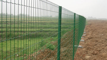 Agriculture Fence Rolls: Safeguarding Farms and Livestock