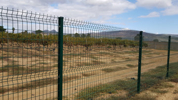 thumbnail vineyard fencing