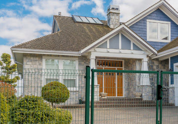 4 Advantages Of Welded Mesh Fencing For Any Property - blog | Betafence