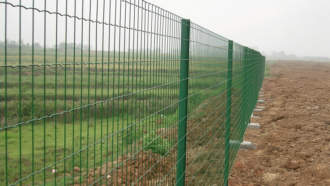 Agriculture Fence Rolls: Safeguarding Farms and Livestock