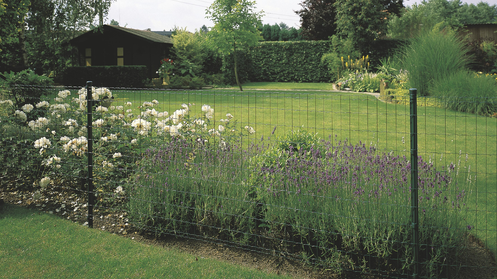 Partitioning Fences: Dividing Large Outdoor Spaces