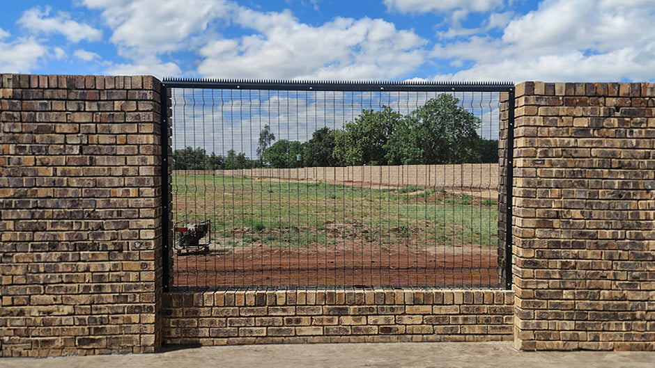 DeltaView Fence: Warranty & Versatility | Betafence SA
