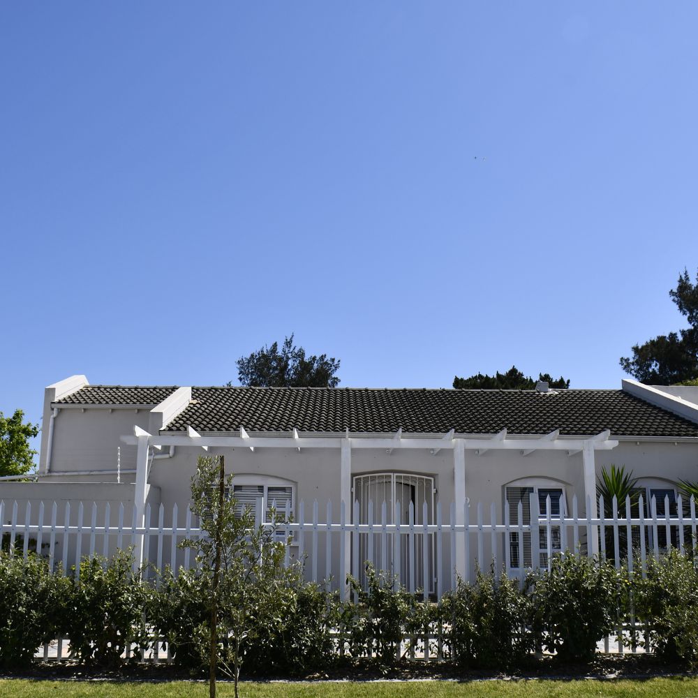 Palisade Fence Panel (3000mm x 1750mm) for homes - Shop Online | shop.betafence.co.za